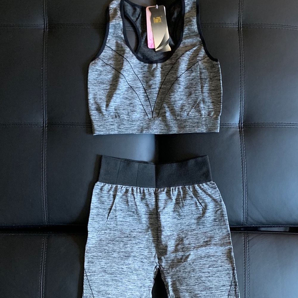 Woman’s Gym Compression Set